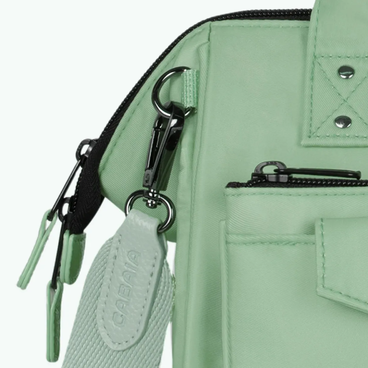 Crossbody Adventurer Medium Tampa